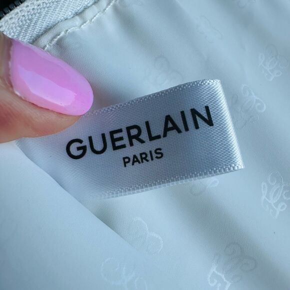 GUERLAIN Paris White Bee Emblem Textured Cosmetic Pouch Recycled Polyester NWT - Picture 6 of 7